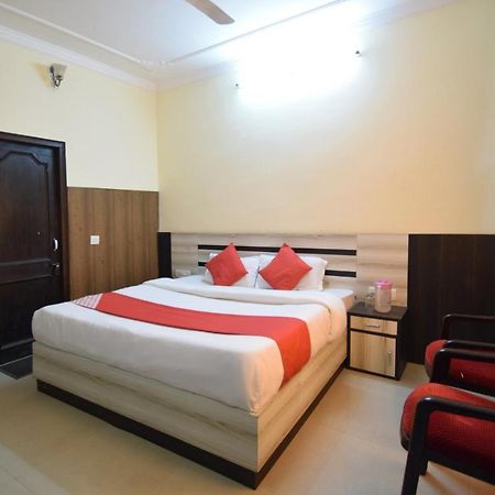 Oyo 6983 Sn Resort Dharamshala Bagian luar foto
